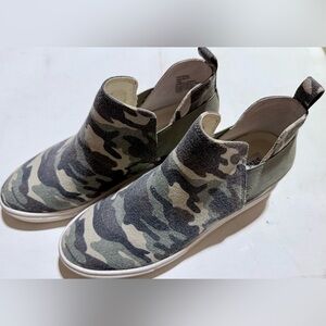 Camouflage Ankle Boots